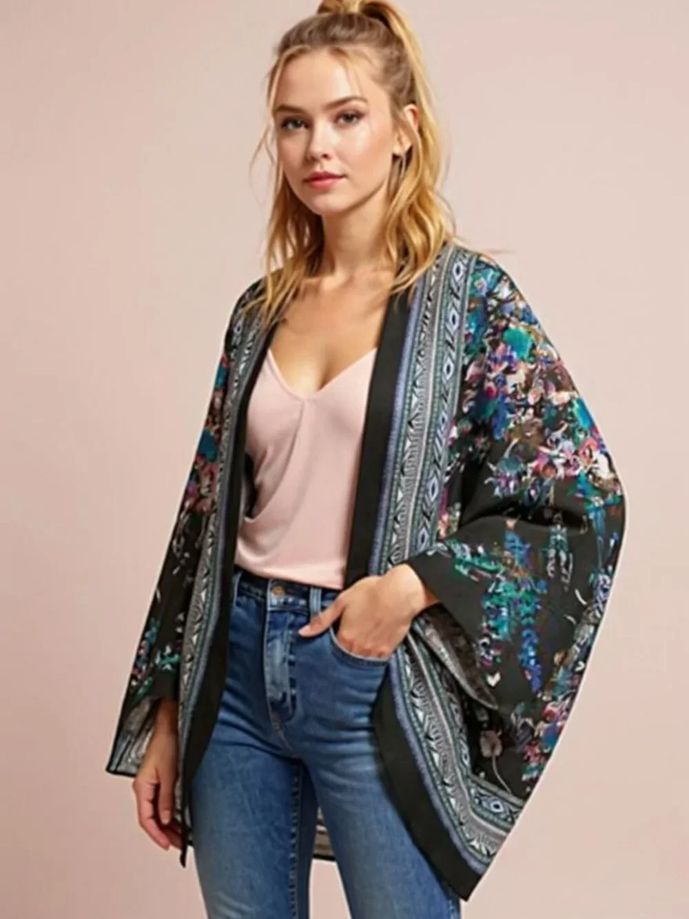 Anthropologie Elizabeth Gillett Bohemian Floral Print Viscose Kimono Top Topper